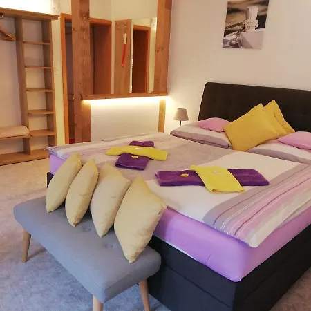 Three Guest house Frantiskovy Lazne