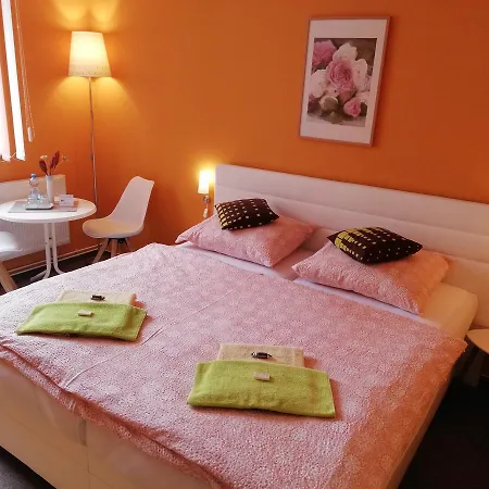 Three 3* Františkovy Lázně